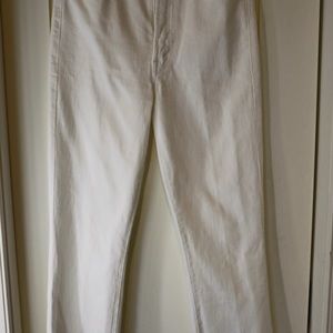 MOTHER Denim White Ankle Jeans Size 26. New without tags. Never worn.